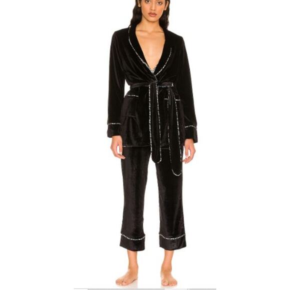Plush Velvet luxe pajama set black Size SMALL NEW by REVOLVE - Picture 1 of 3